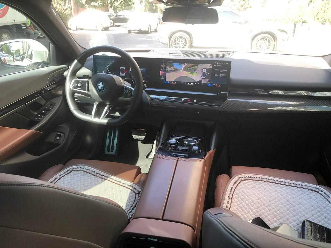 Bmw G60 550e xdrive гибрид