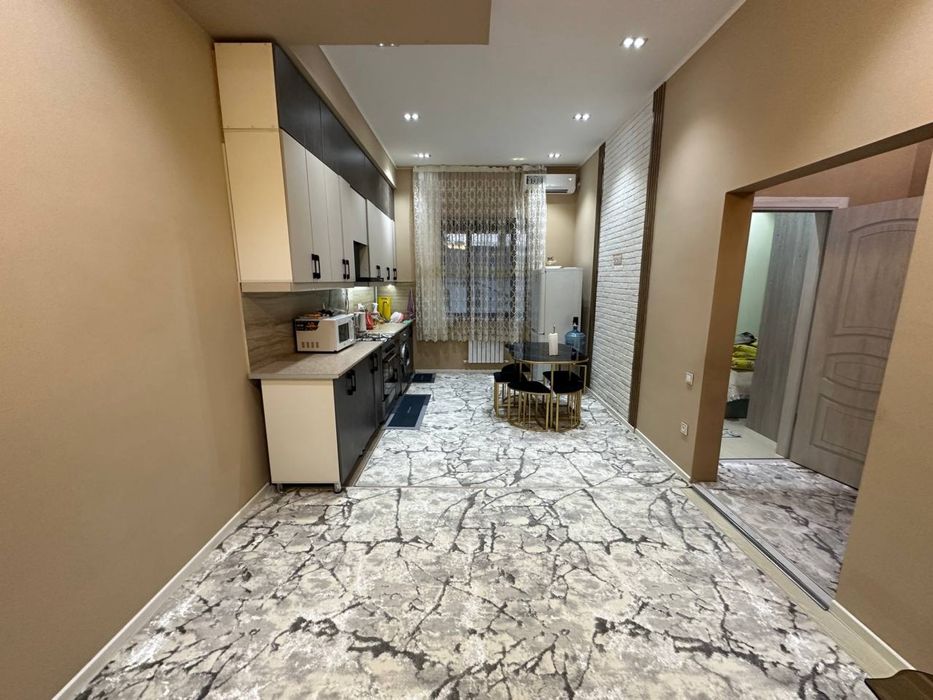 Срочно продается 1в2/1/6 кирпичный дом ор-р Карасу 6 Академия милиции