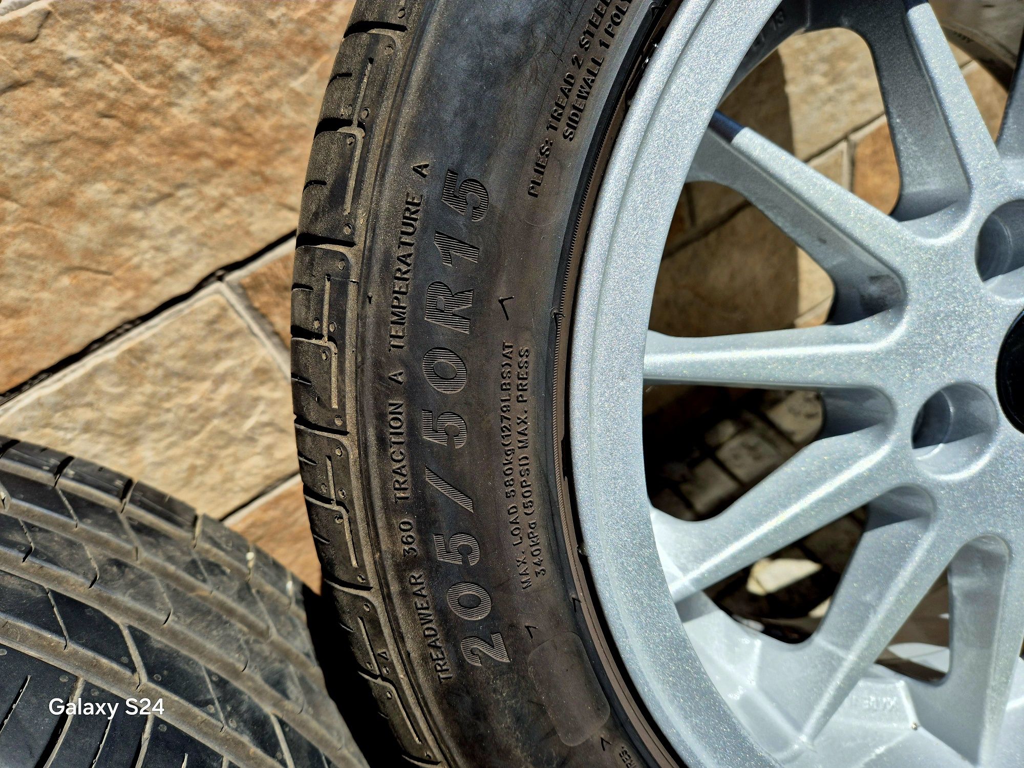 Mim 1900 4x100/205/50/R15