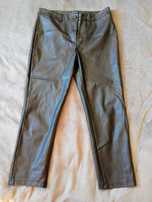 Pantaloni de piele