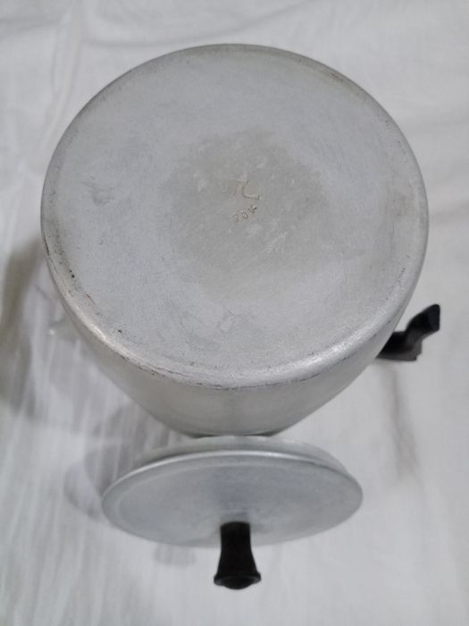 Чайники и ложки мельхиоровые,алюминиевый и нержавеющий чайники