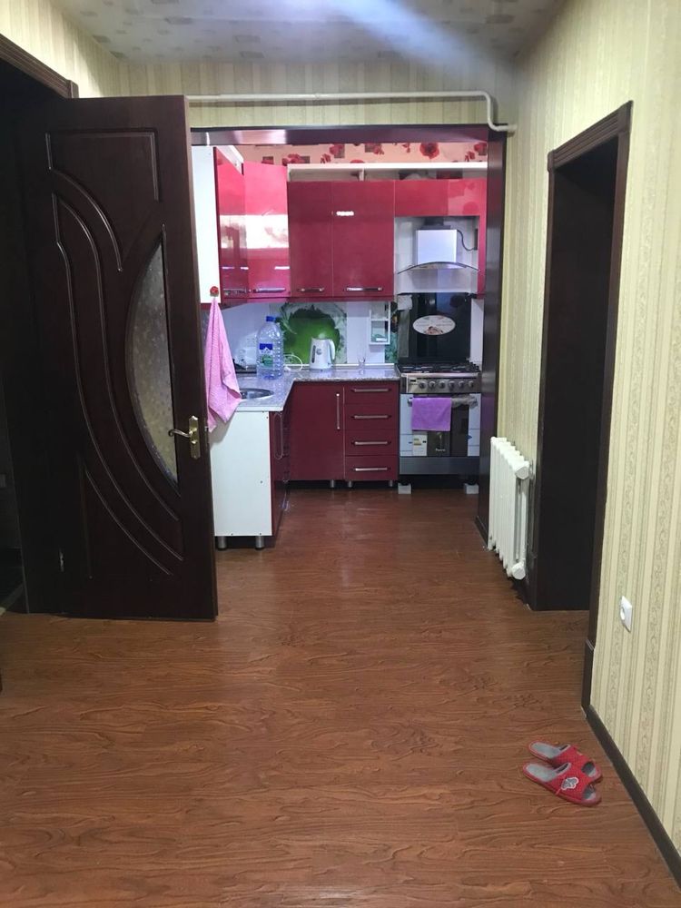 Продаётся кирпичный банковский дом с ремонтом