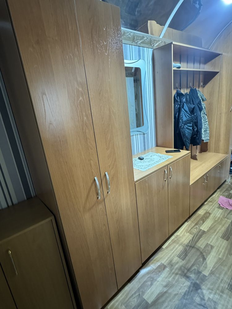 Продается прихожая