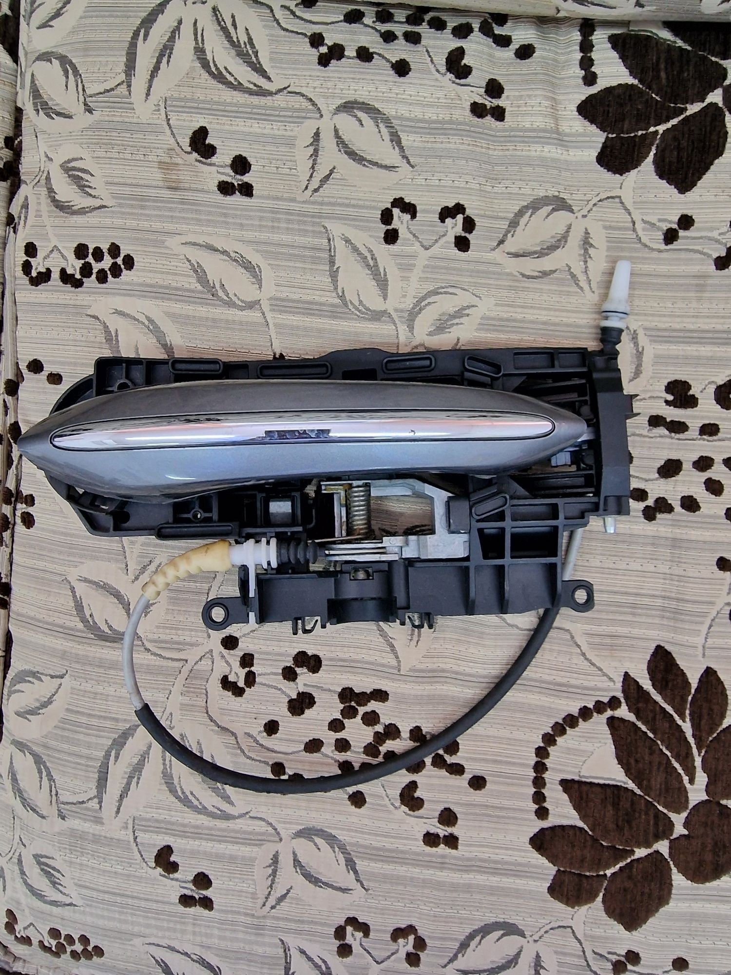 Дясна дръжка за BMW F10 / F11