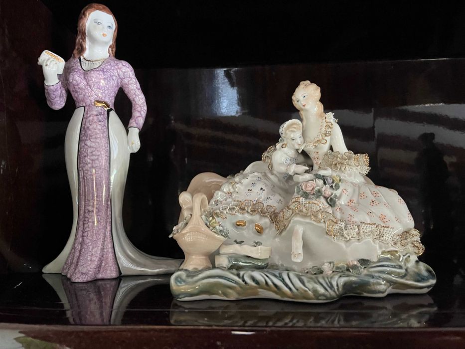 Vand bibelouri vechi din portelan