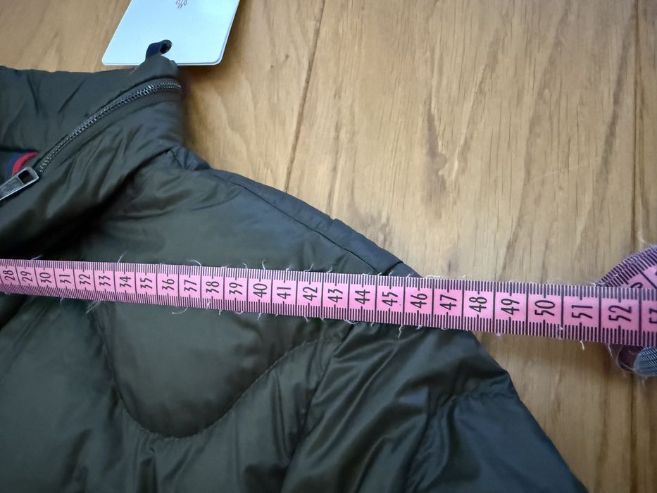 Яке Moncler Saire