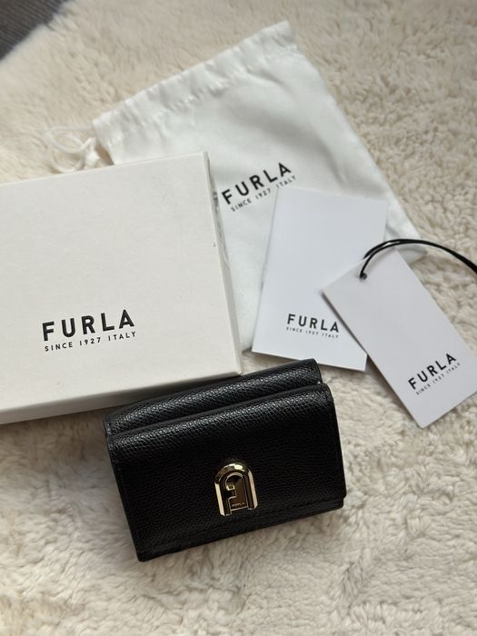 FURLA кожено портмоне с кутия