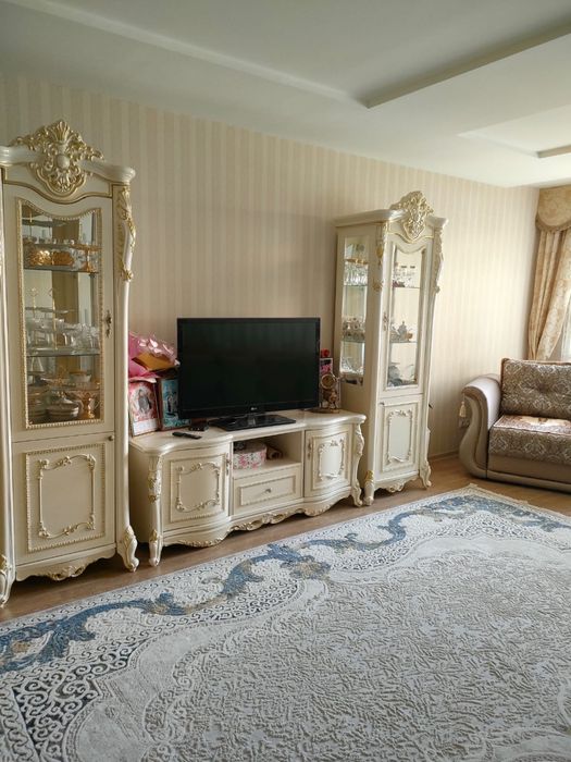 Продам 3 к.кв.3/7 возле отбасы банк