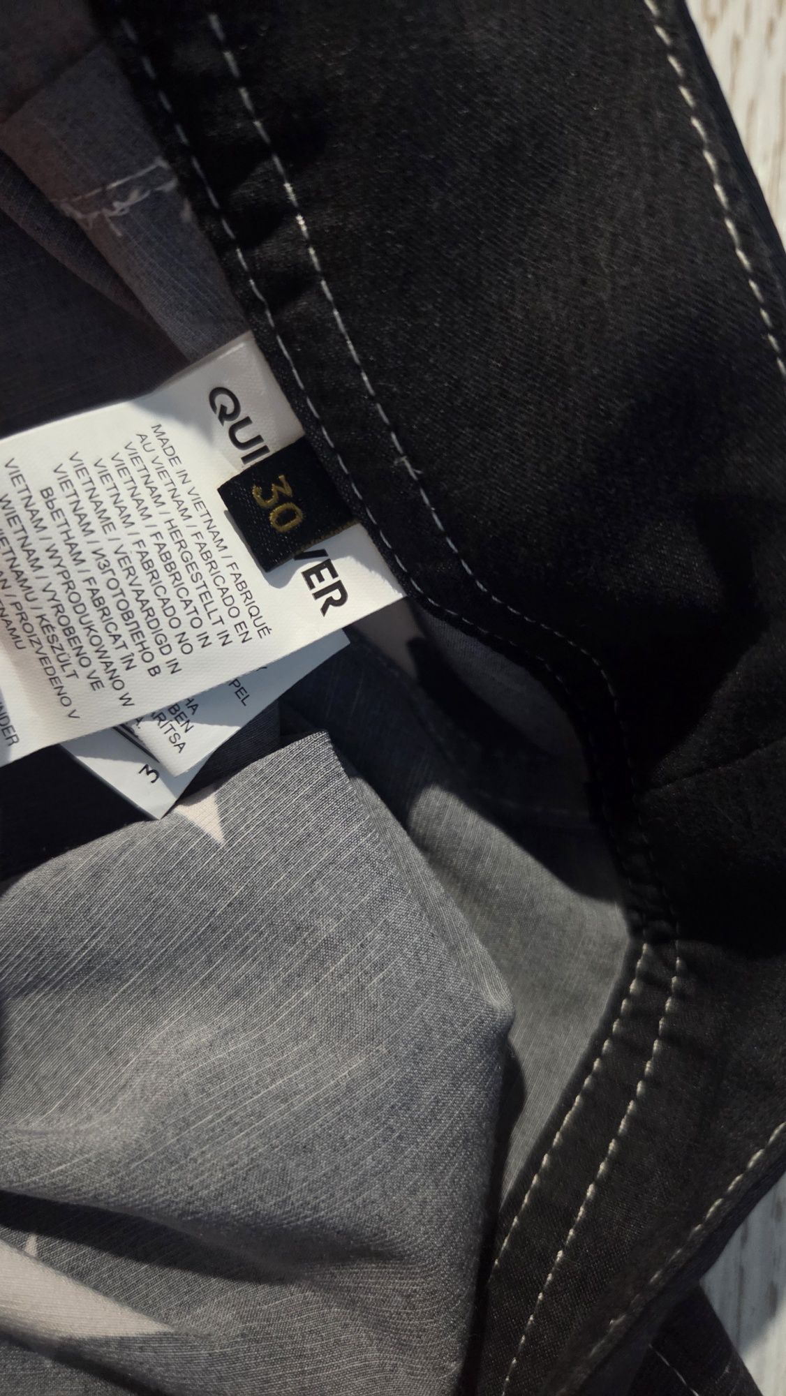 Quiksilver Нови оригинални мъжки борд шорти