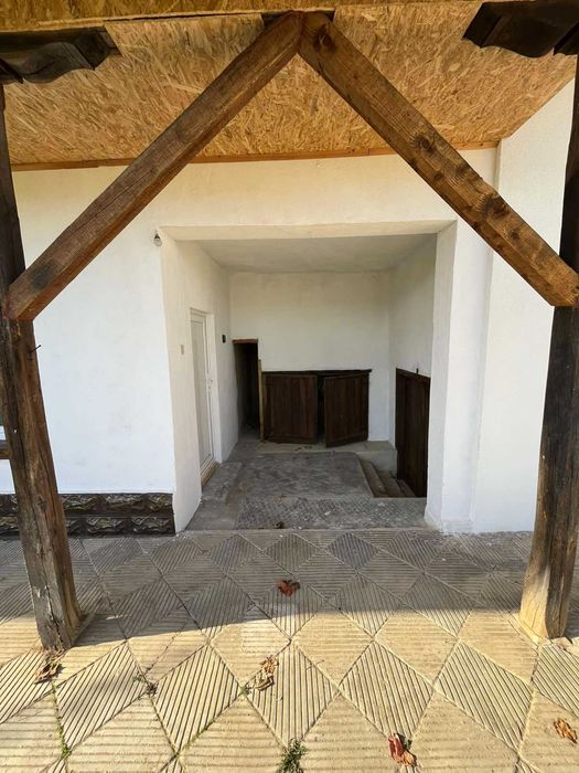 Двуетажна къща в с. Драгоево