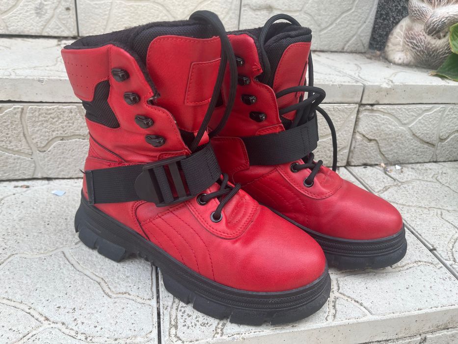 Страхотни дамски кубинки