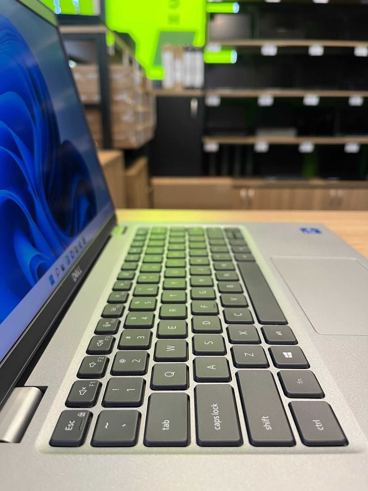 Ноутбук Dell Latitude 5420. Core i5-1135G7 2.4/4.2 GHz, 16/256 GB