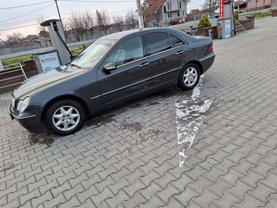 Vand Mercedes-Benz