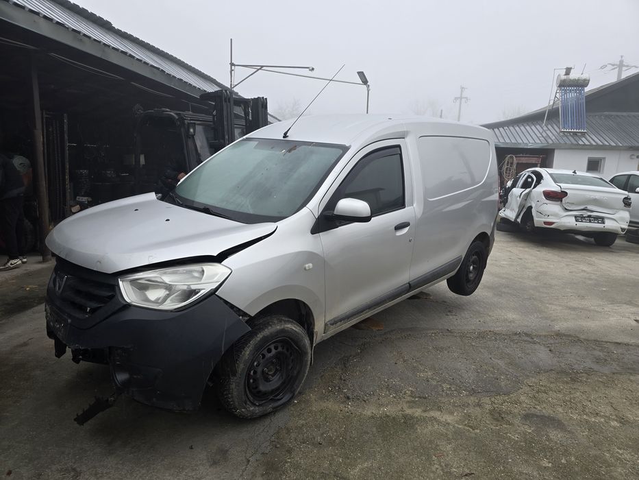 Far aripa Capota Usa Dokker 2013 2020