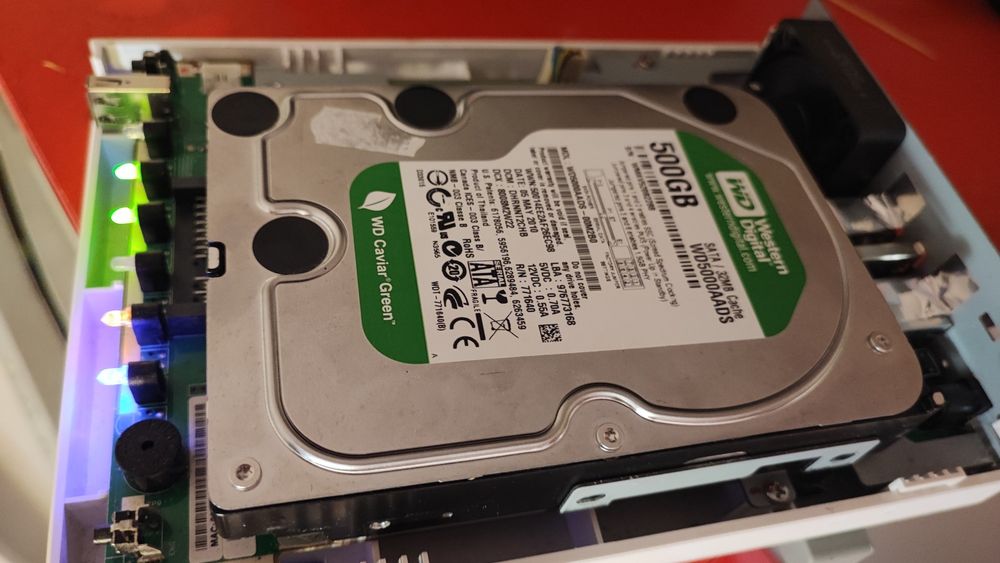 Nas QNAP TS-112  +HDD