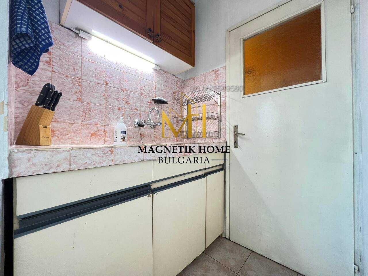 Дава се под наем Двустаен апартамент в Бургас, Лазур - 50 кв.м за 229.5 € - Снимка #5