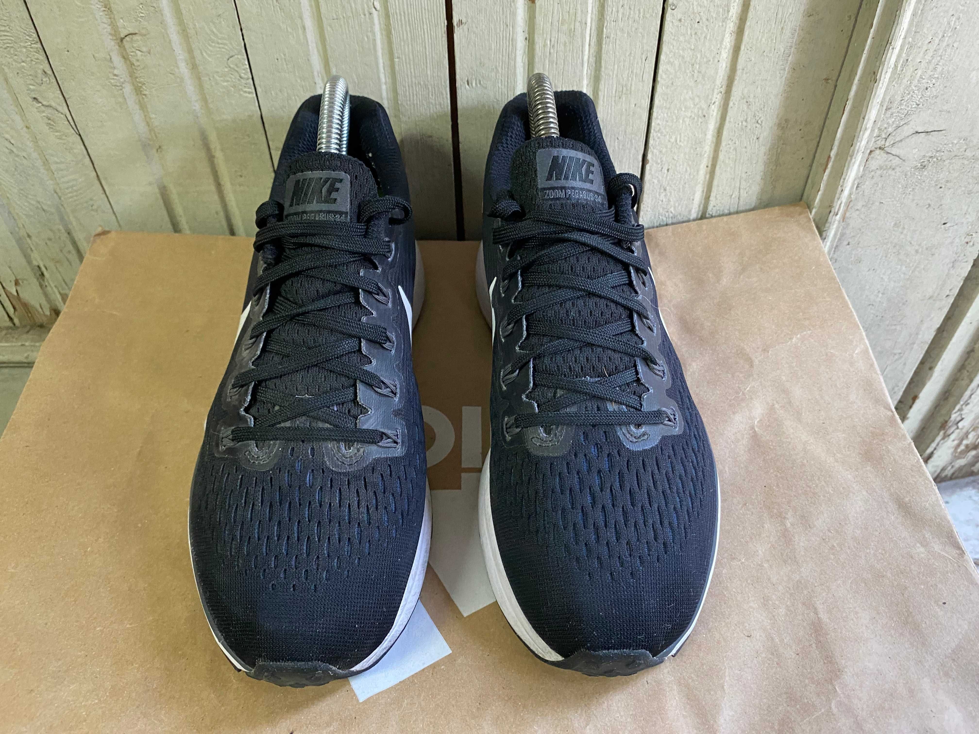 ''Nike Air Zoom Pegasus 34''оригинални маратонки 40 номер