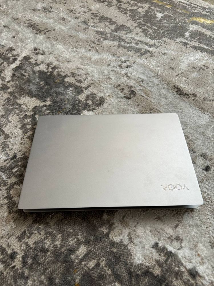 Lenovo Yoga s730