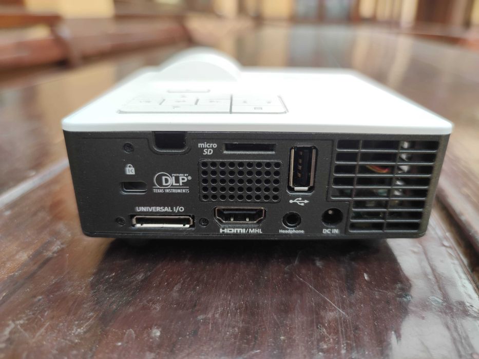 Videoproiector OPTOMA ML1050ST+
