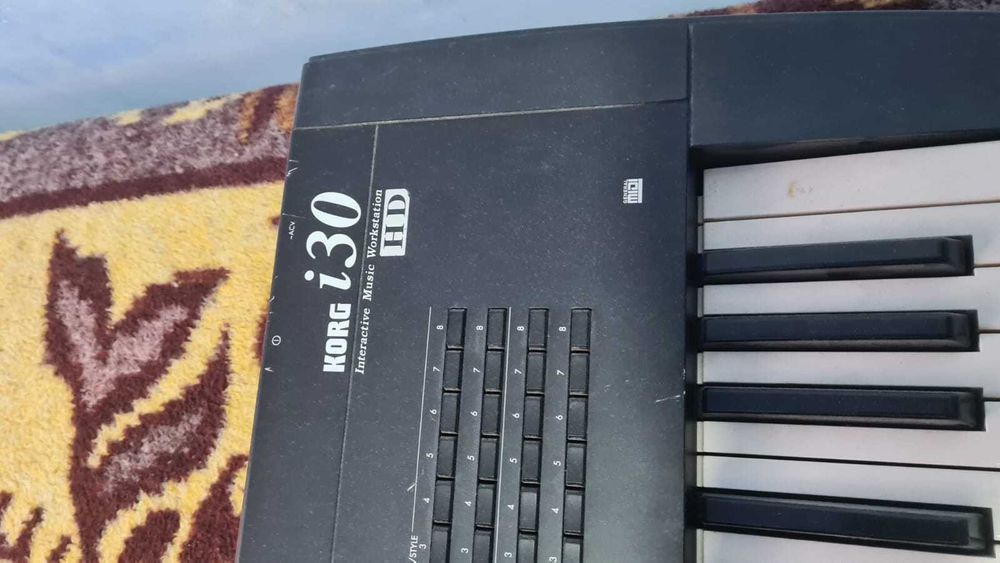 Orga muzicala korg I30