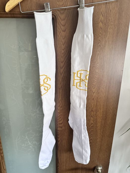 Футболни гети чисто нови 2 бр Чистонови гети 2 броя