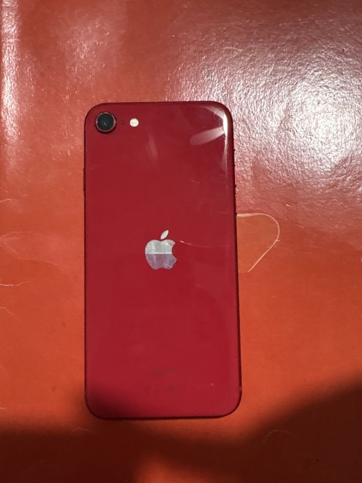 iphone se 2nd generation,rosu,negociabil