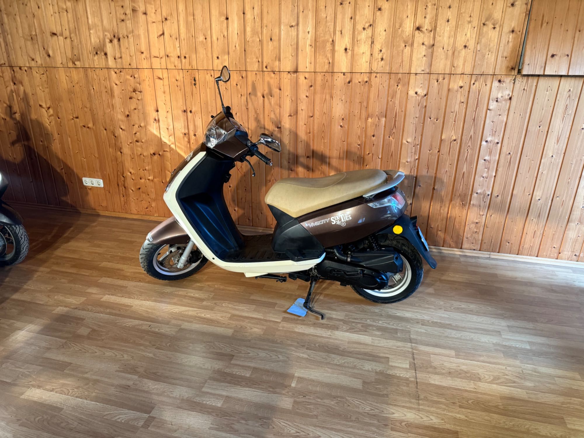Scuter 50 cm , import germania