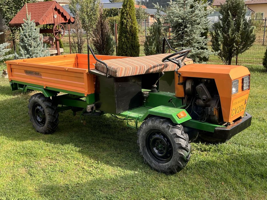Vand motocultor (tractoras)