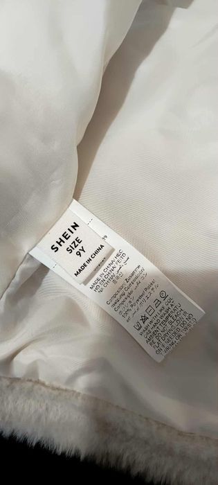 Страхотно кожено яке и две плюшки