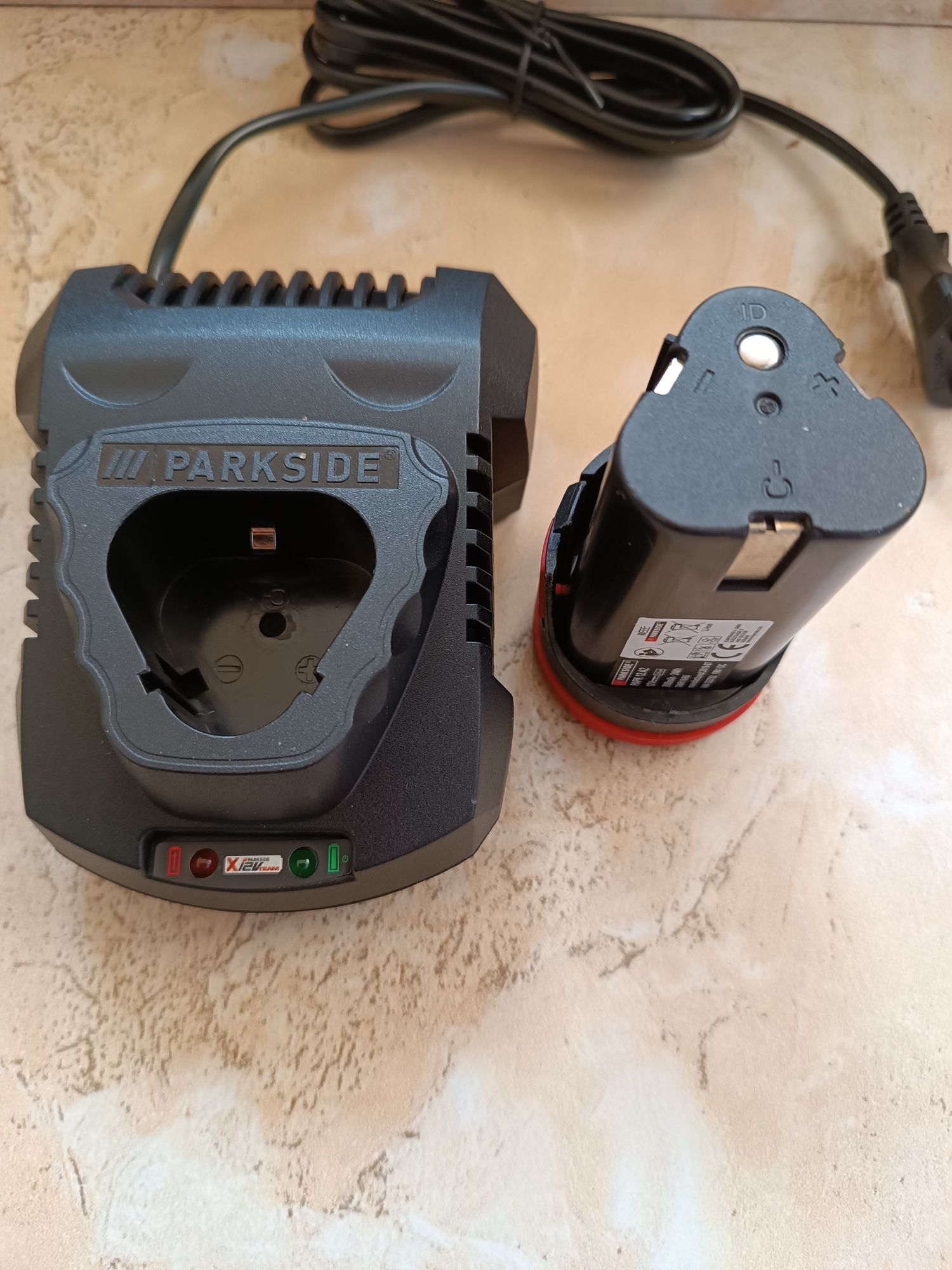 12V/2Ah - XTEAM /Комплект Батерия и зарядно Parkside/Парксайд PLGK A2