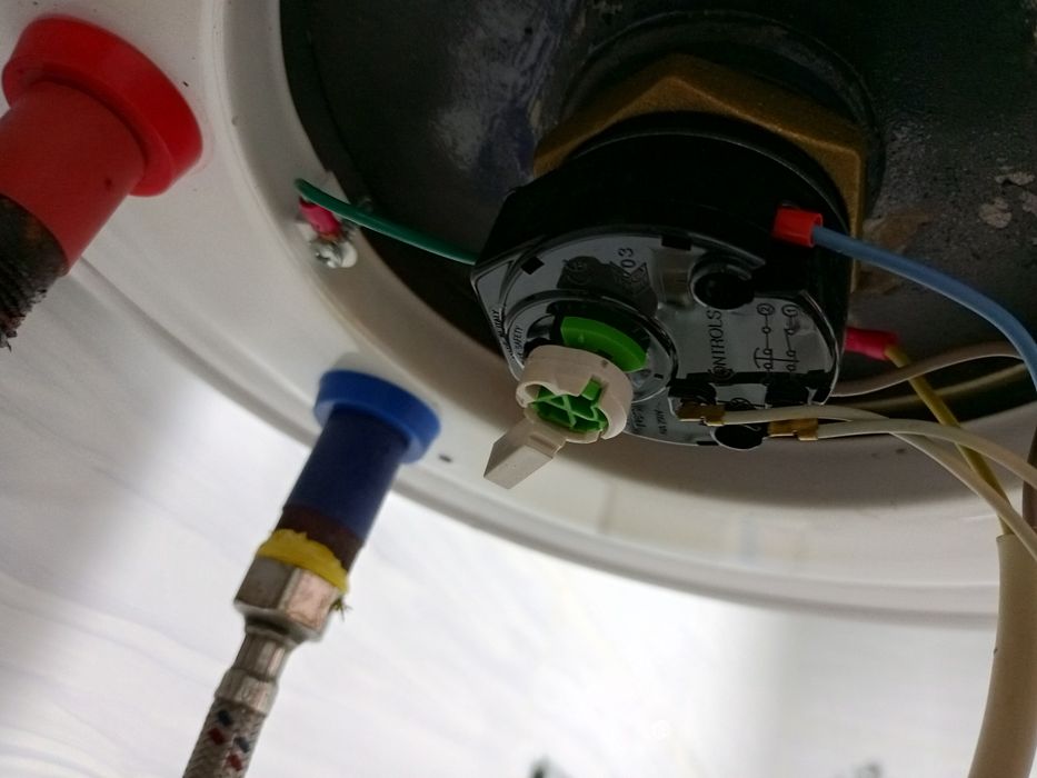 Аристон тозалаш хизмати