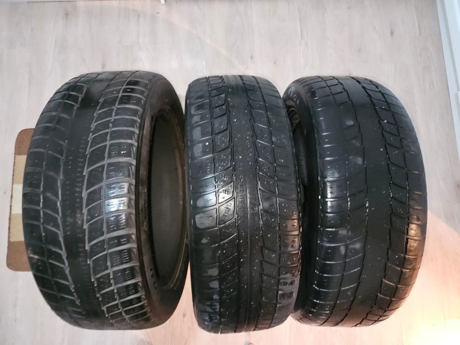 Зимние шины на 19