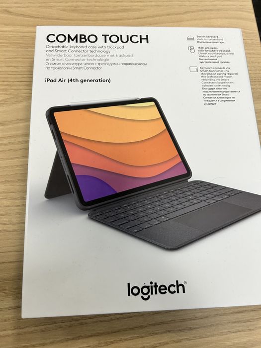 Logitech combo touch iPad Air 4th gen.