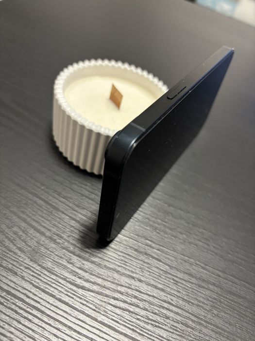 Iphone 14  ,fara zgarieturi sau alt defect