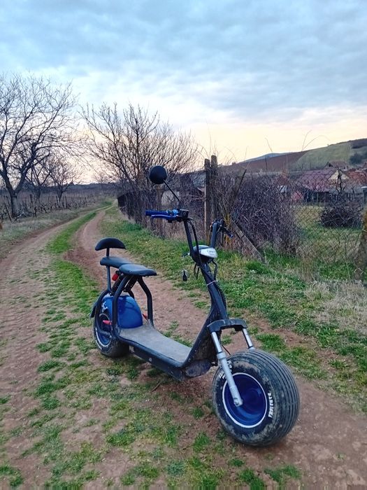 Vând scuter electric