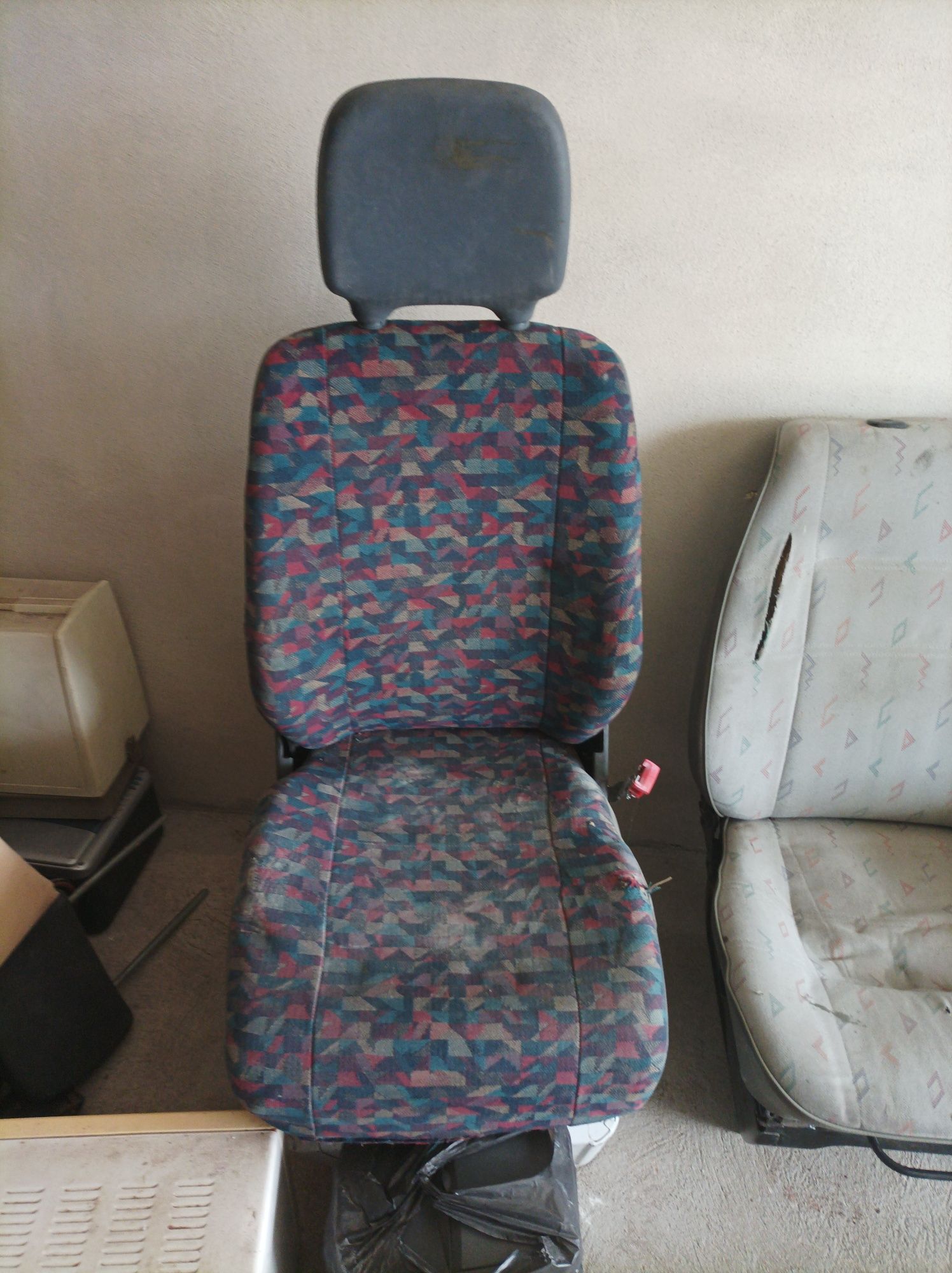Седалки за бусове