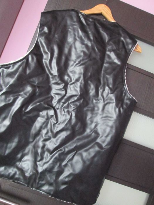 vesta neagra  deosebita 58/60/L