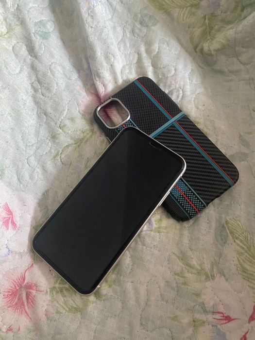 продам или обмен айфон 11