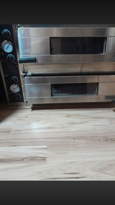 Cuptor pentru pizza 4+4x35cm