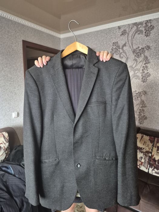 Продам мужской пиджак