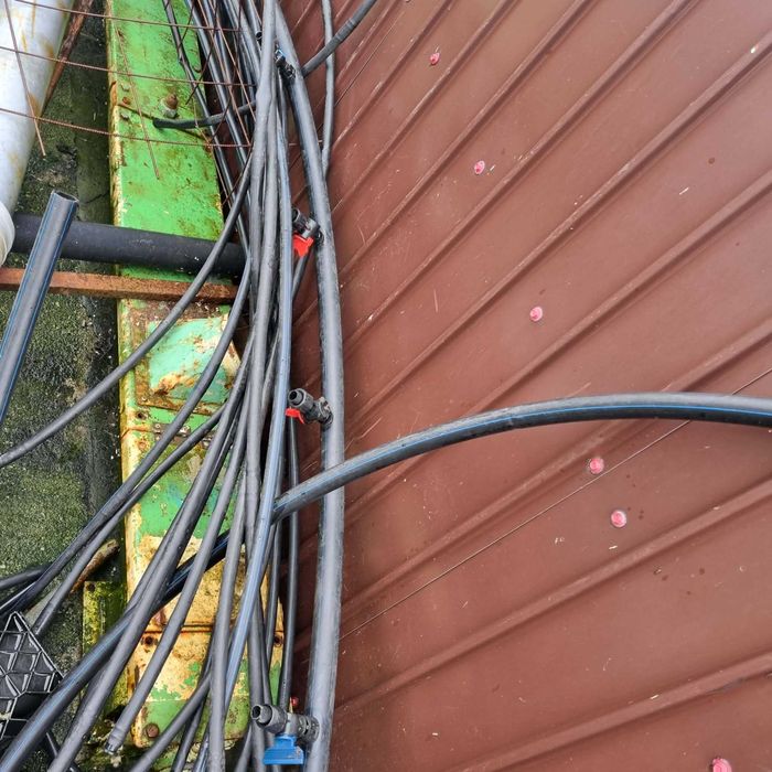 Vand snec cereale 4 metri cu motor 380 V sau 220 V.