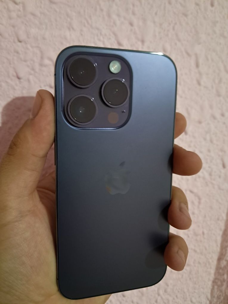 Iphone 14 pro идеал Срочнооо