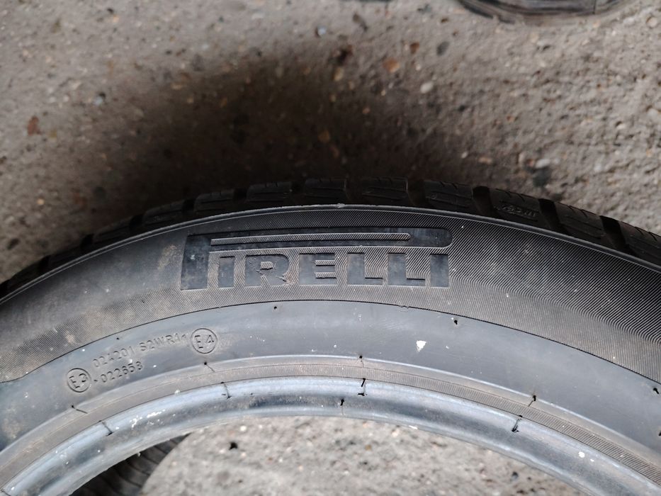 225/55 R18 Pirelli Sottozero Winter M+S cu buză pentru jante