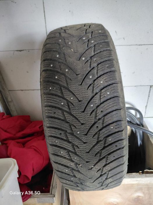 Продам зимние шины Nankang 215/55 R17 98T.