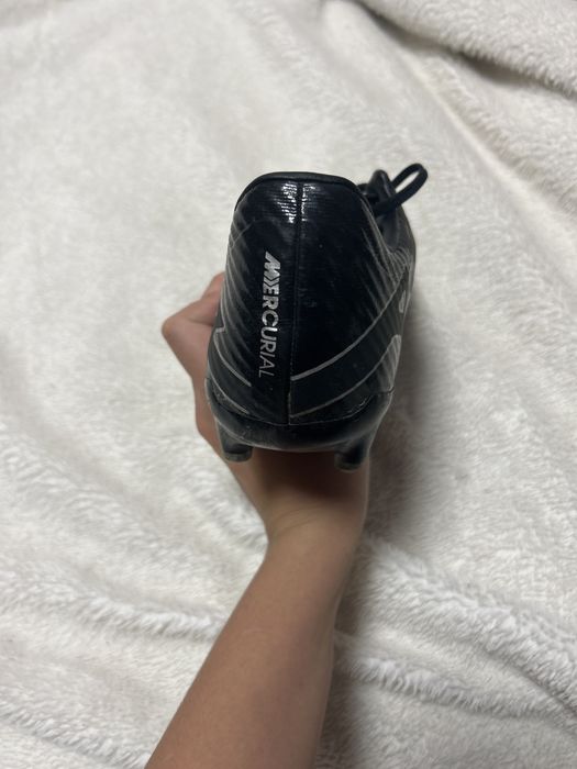 Продавам бутонки взети са за 200 продавам ги за 60 топ състояние