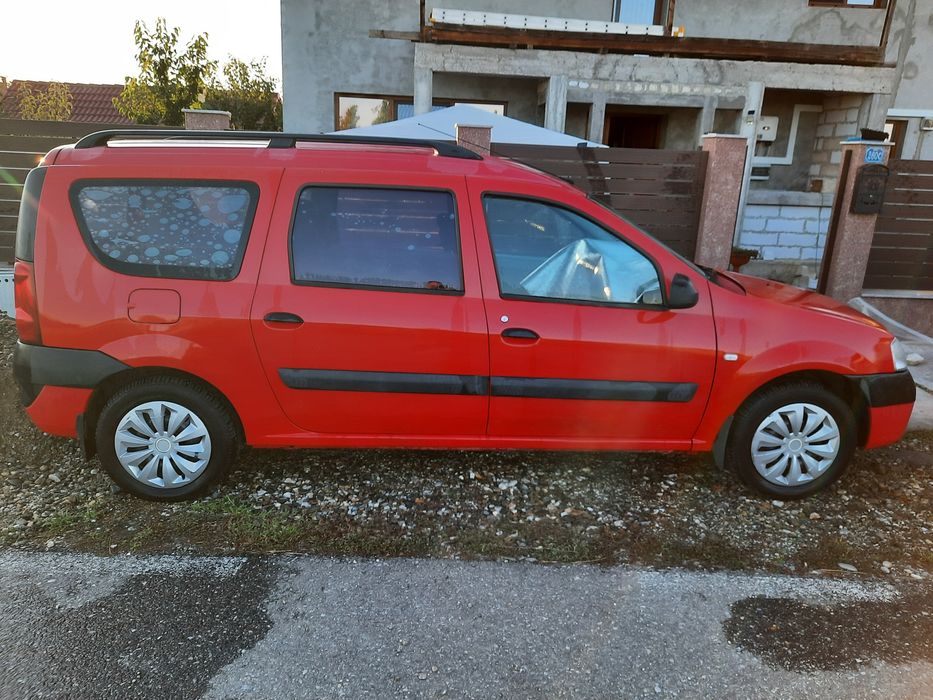 Vând Dacia Logan mcv,