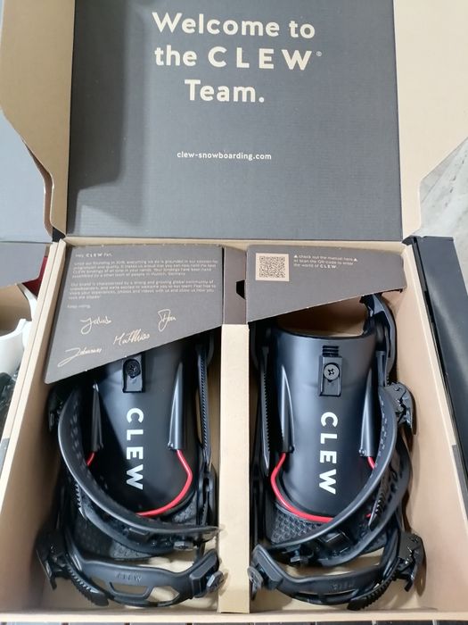 Legaturi snowboard Clew Black, White Marime S, M, L Nou!
