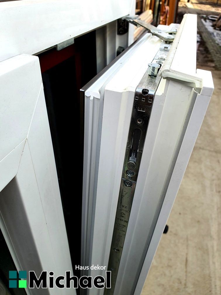 Fereastra Tripan PVC,cu ventilatie,Internorm,Austria