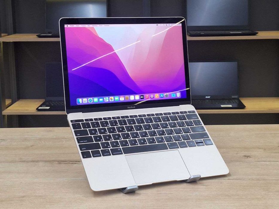 Компактный Apple MacBook Retina 12 2016 - Intel Core m3/8GB/256Gb/