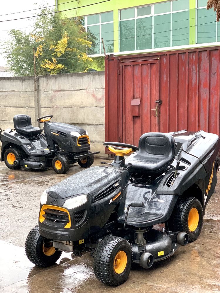 Masina de tuns tractoras de tuns iarba Husqvarna